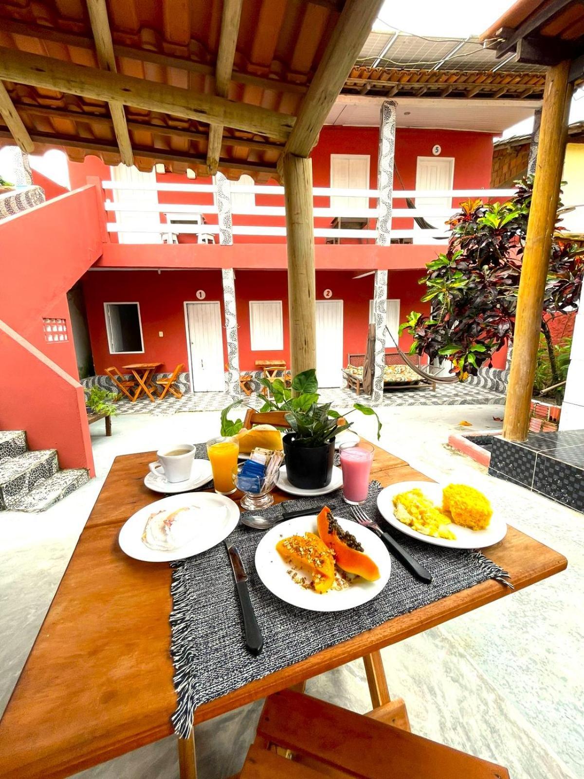Hospedaria Mucuge - Na Principal Rua Da Cidade, Rua Do Mucuge - Arraial D'Ajuda 塞古罗港 外观 照片